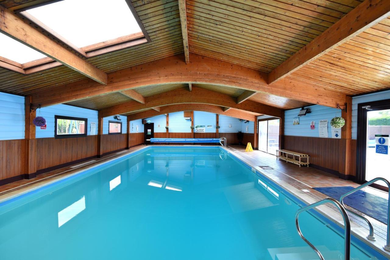 10 Pinewood Retreat Villa Лайм Риджис Екстериор снимка
